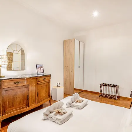 Giulia Apartman Róma